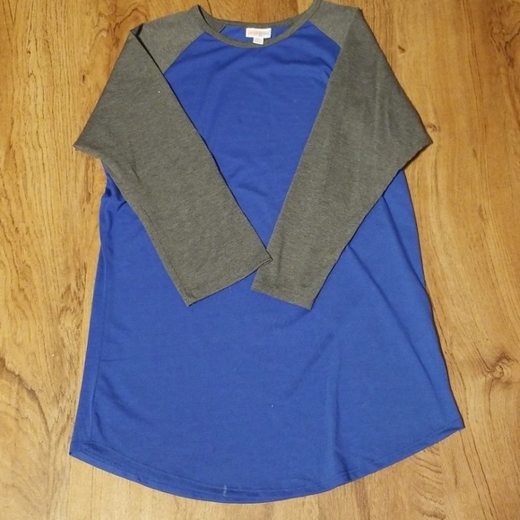 LuLaRoe Tops - LulaRoe size Med Randy style shirt